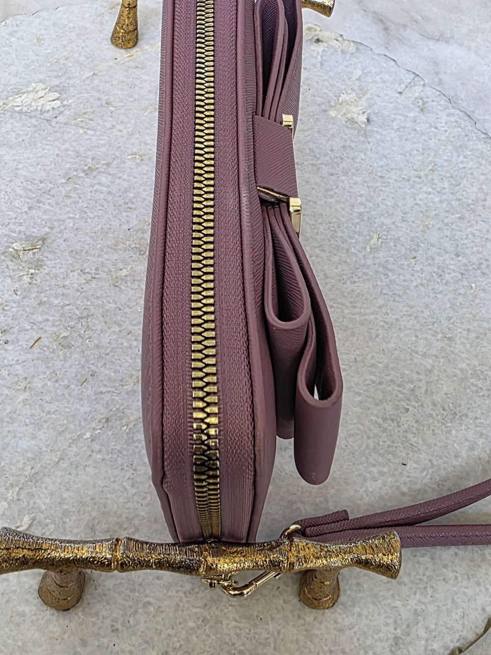 Betsey Johnson Large 3D Bow Zip Around Wallet Wristlet Mauve Plum Saffiano - Picture 8 of 15